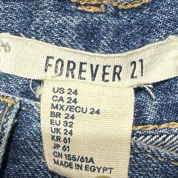 Forever 21 Blue Distressed High Waisted Button Fly Boyfriend Jeans Size 24 - Picture 5 of 12